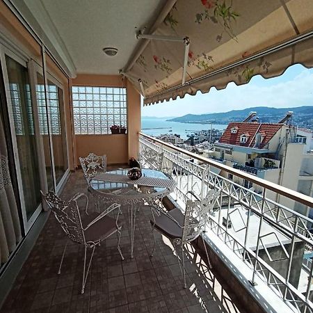Appartement Golden Mirror In Kavala Extérieur photo